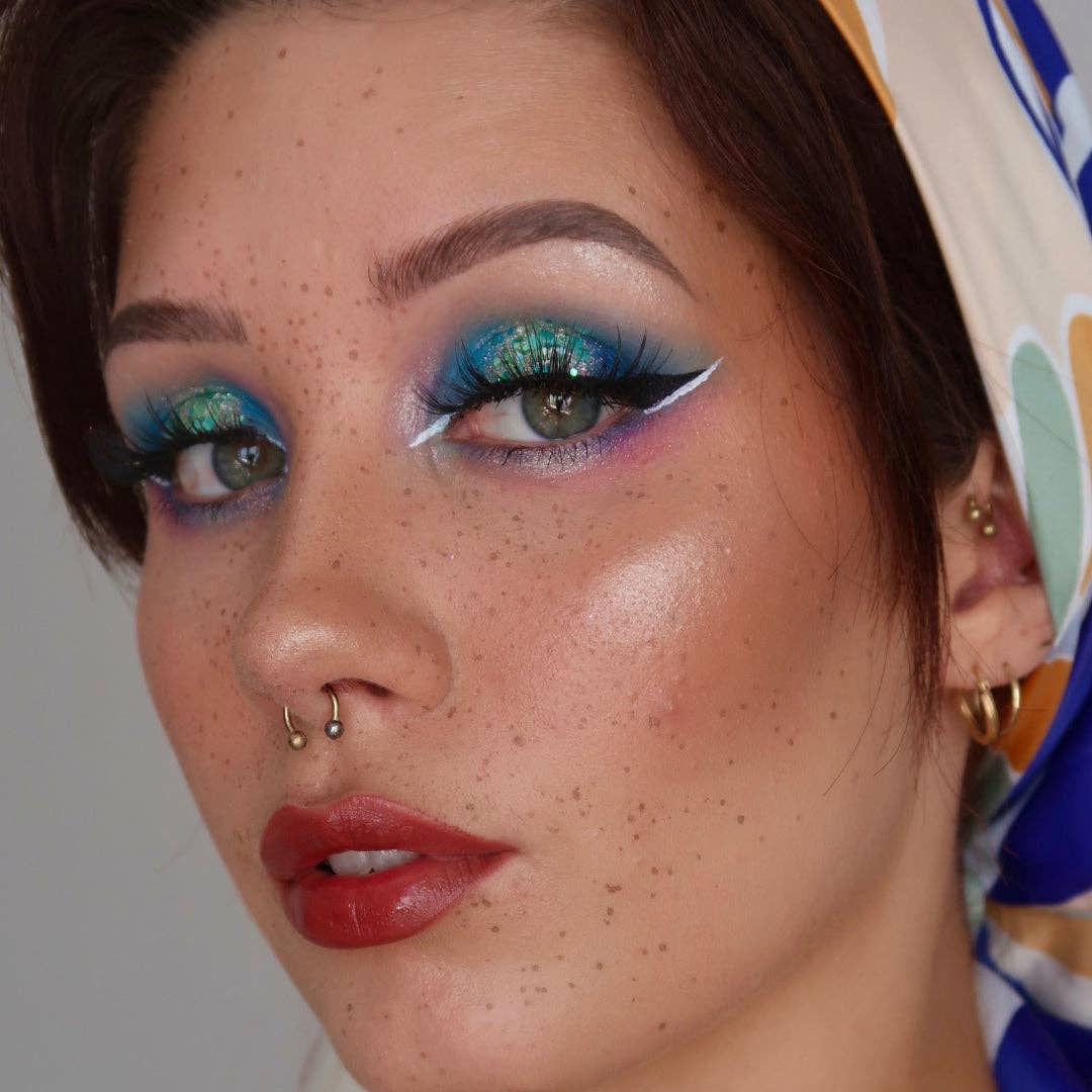 Si Si la Palette Poison Simone Glitter - Pflanzliches Glitter für Festival-Looks