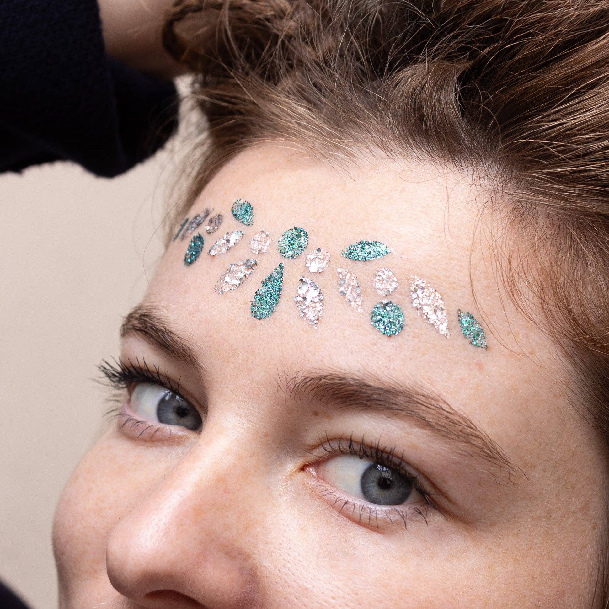 Si Si La Paillette - Stencil Crown - Facepainting